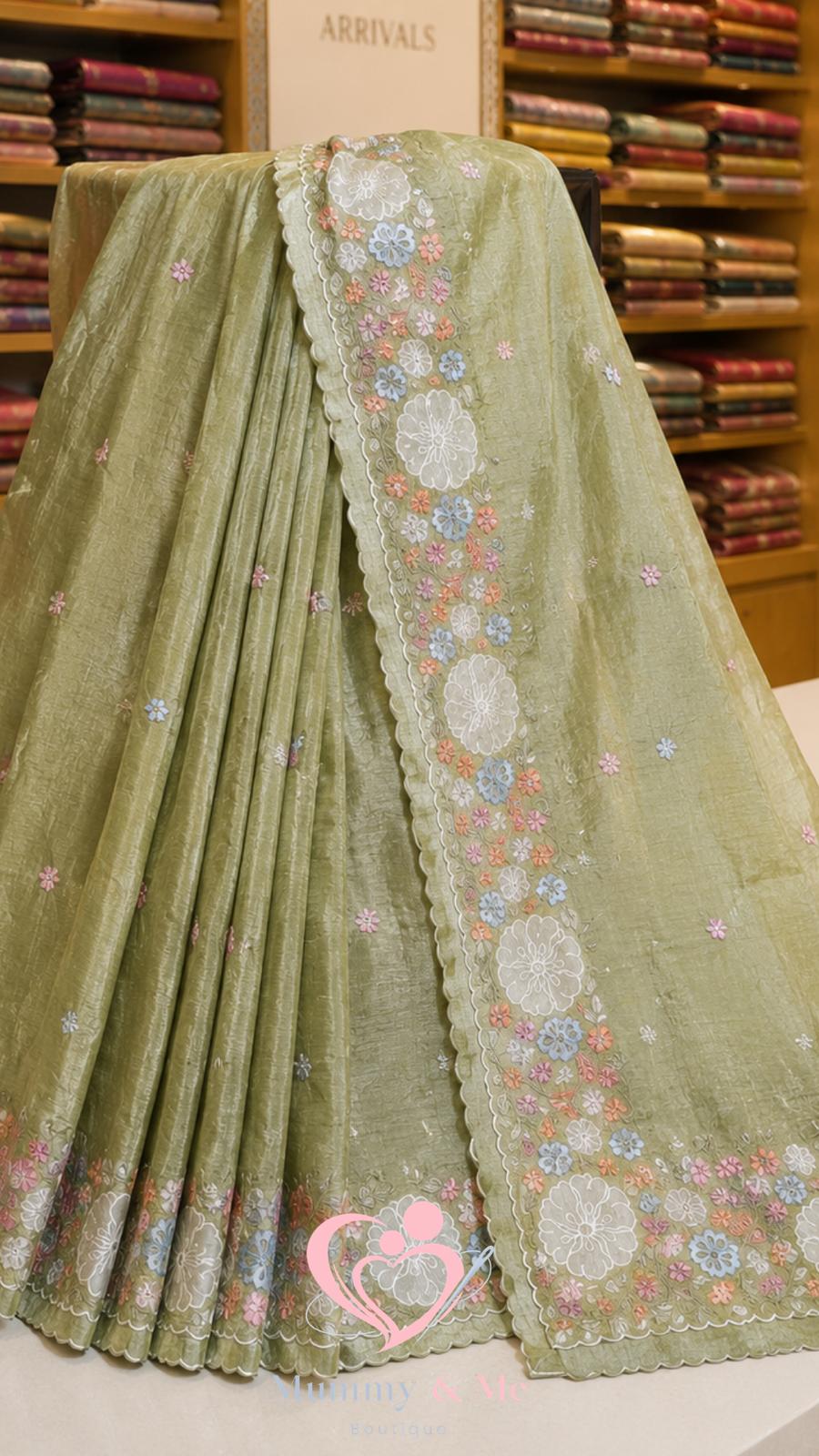 Embroidered Crushed Tissue Organza Saree. - Image 3